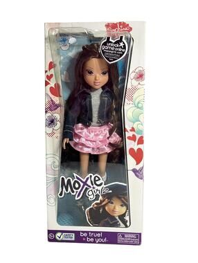 Moxie Girlz Sophina Fashion Doll 10 Inch Brown Hair Pink Skirt New In Box
